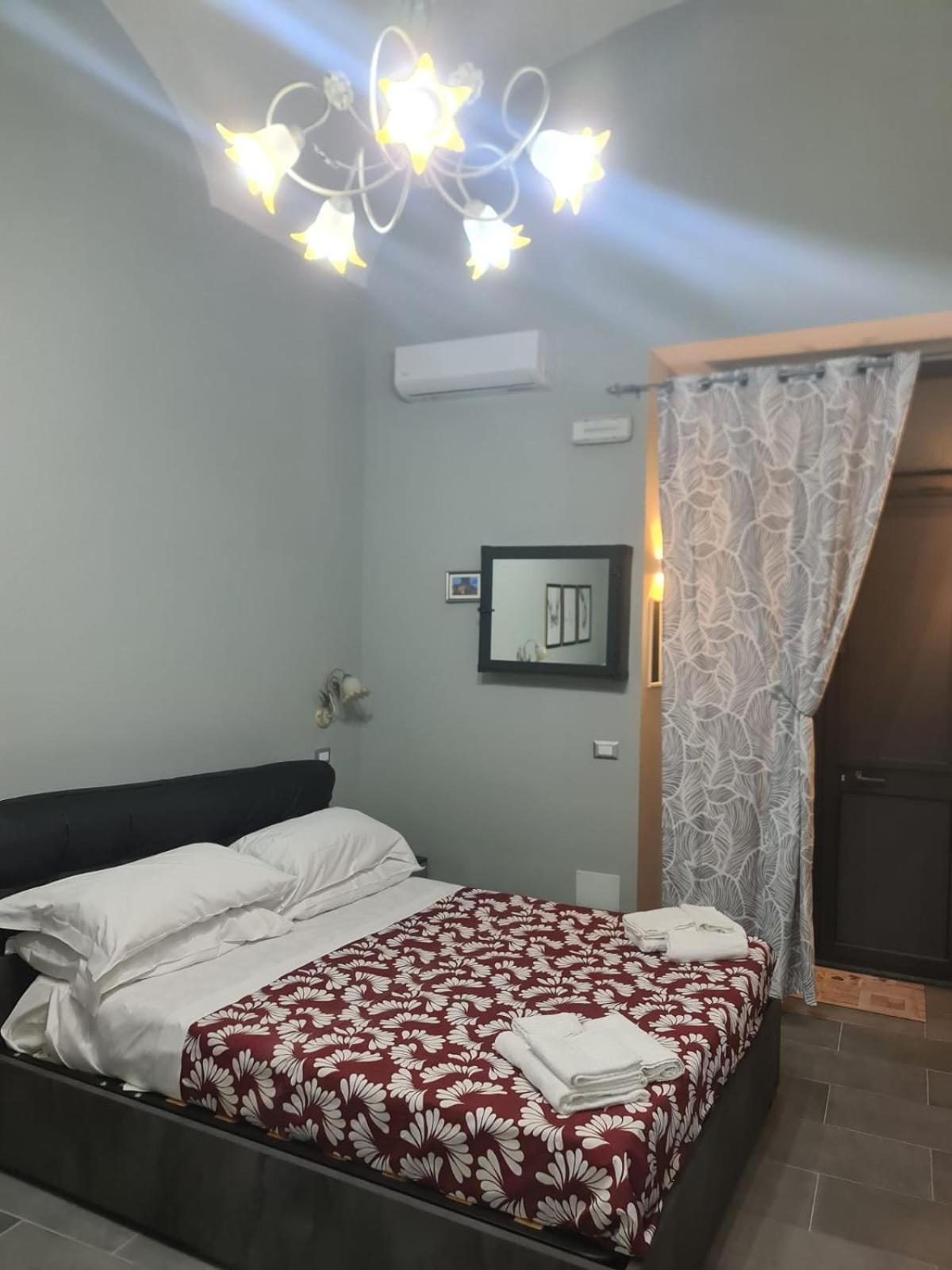Queen'S Apartament Κατάνια Εξωτερικό φωτογραφία